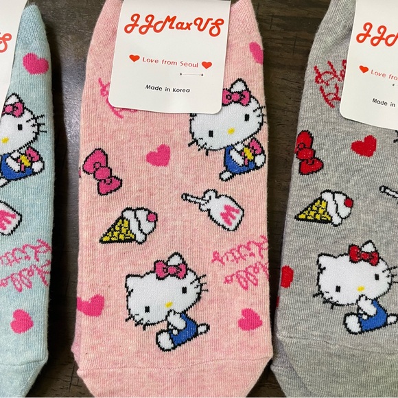 Hello Kitty Ankle Socks Set - Picture 3 of 7
